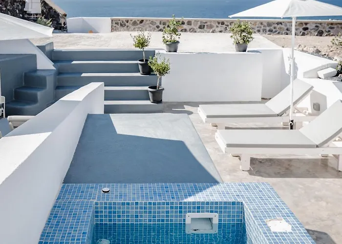 Captain John Apartments - Oia Center